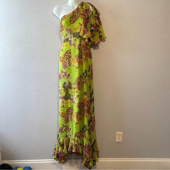 Danielle Dress in Lime Begonia
SALONI - Picture 4 of 7